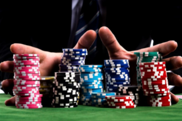 Gírias do poker: entenda o que é cravar, flop e mais termos, poker