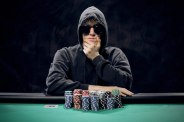 fold poker usa lo academia poker