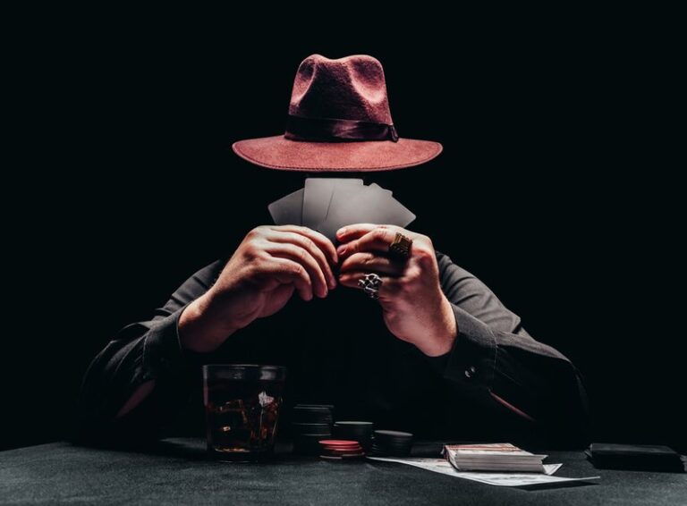Cómo jugar al Razz Póker: todas las reglas