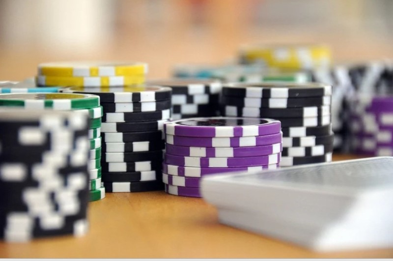 robar pozo poker